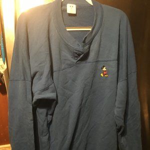 🎠1980s Disney Sweatshirt - 390 $30 or $25 w/offer